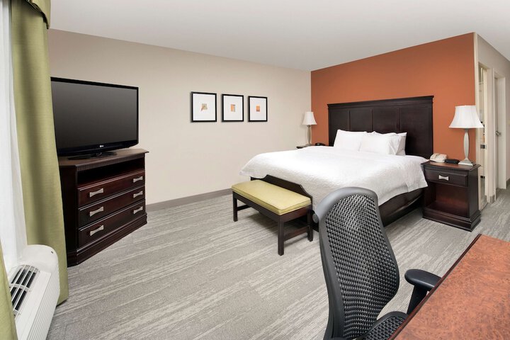 Room 5 of 25