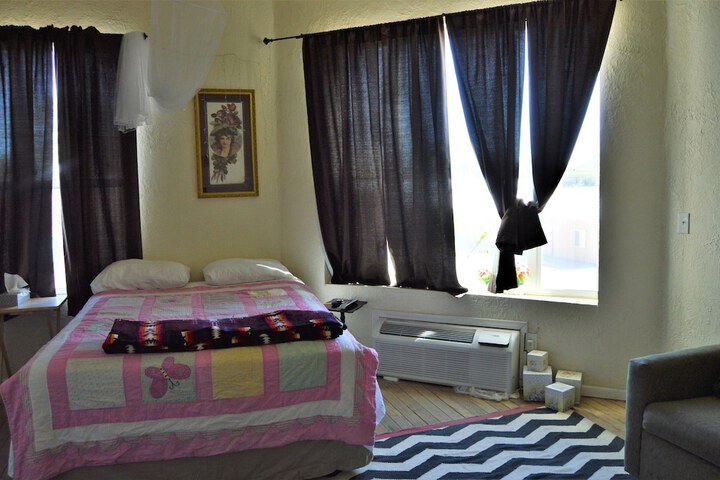 Room 42 of 45