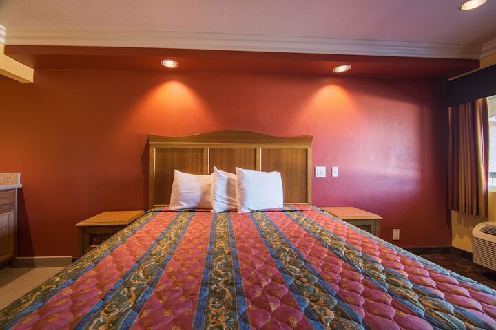 Room 46 of 74