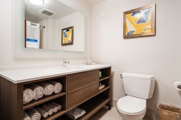 Comfort Suites Columbia Northeast - Fort Jackson