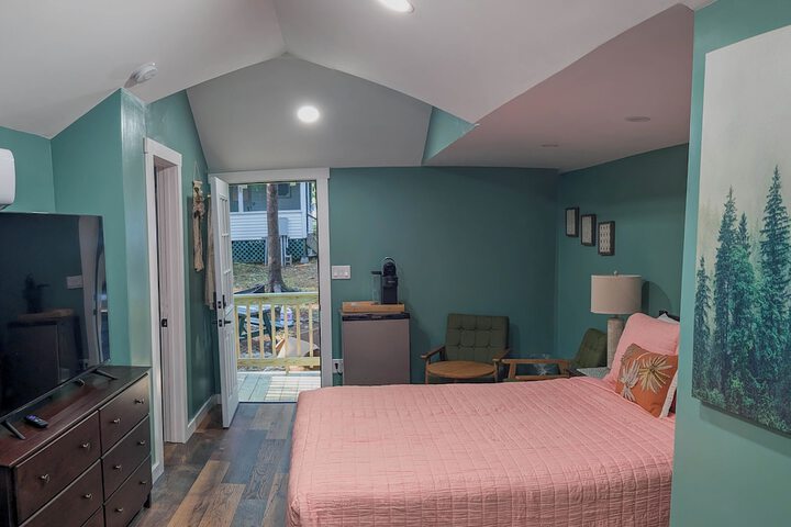 Room 123 of 183