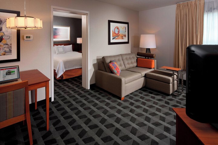 Room 21 of 29