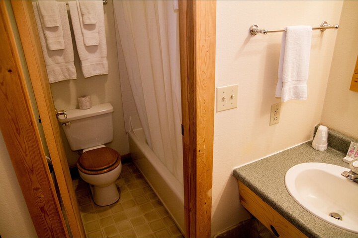 Room 63 of 74