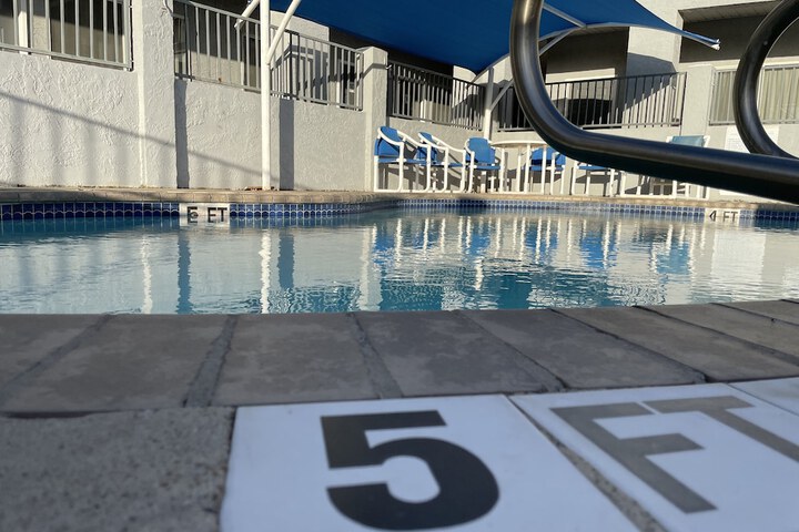 Hotel 10 of 39