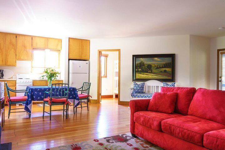 Room 12 of 52