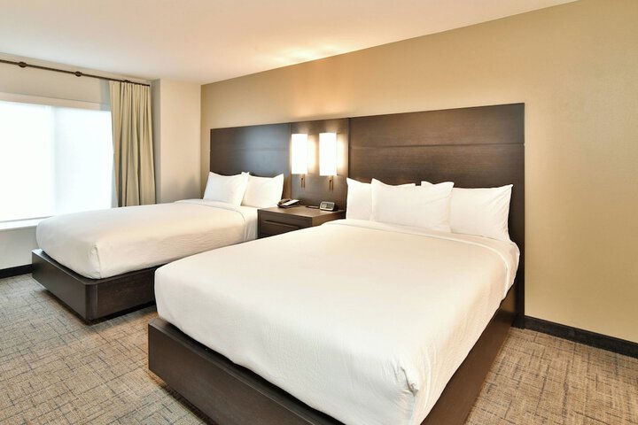 Room 35 of 47