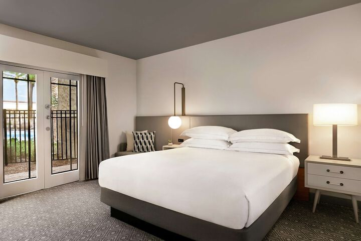Room 49 of 105
