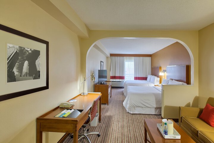 Room 15 of 20