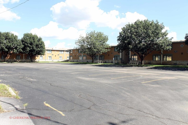 Property Grounds 75 of 75