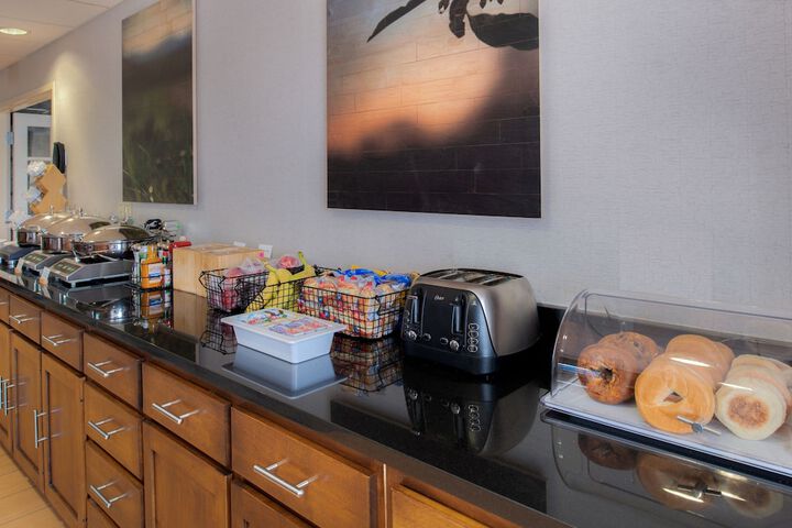 Fairfield Inn & Suites Dayton Troy