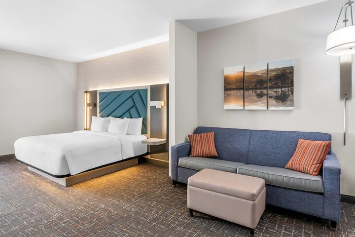 Brentwood Suites Nashville an Ascend Collection Hotel