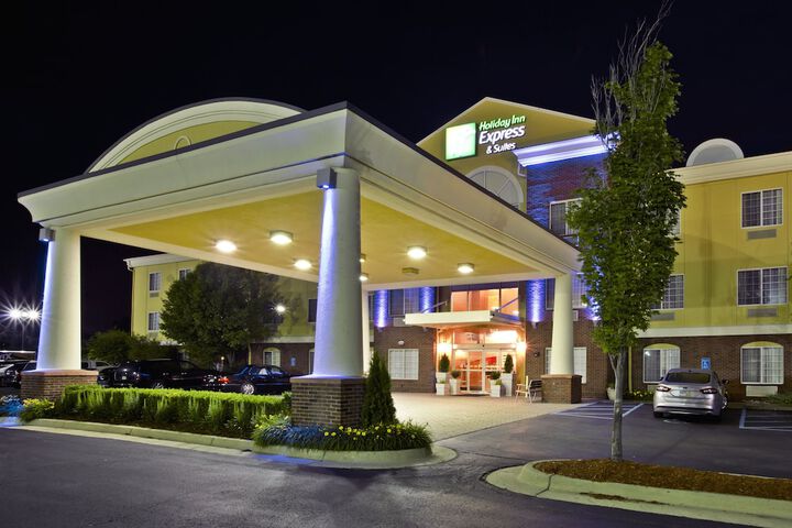 Hotel 3 of 65