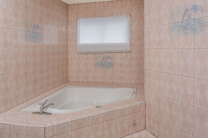 Room 20 of 21