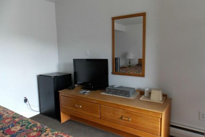 Room 19 of 39