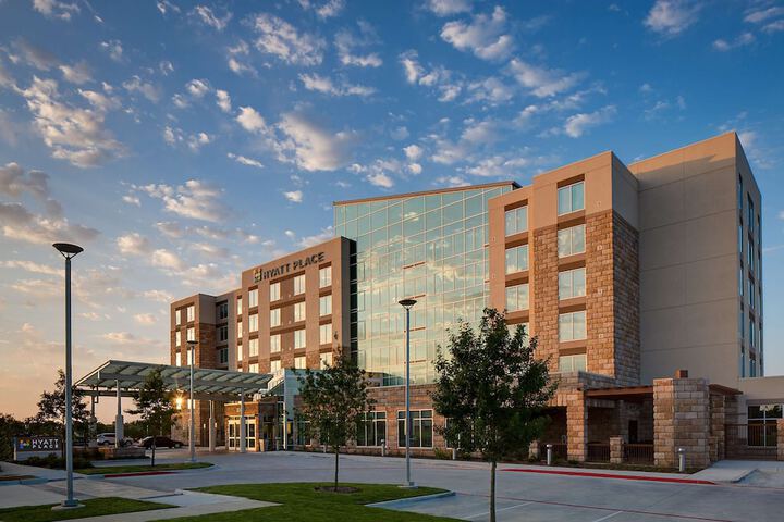 Hotel 4 of 25