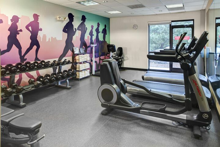 Hyatt Place Detroit / Livonia