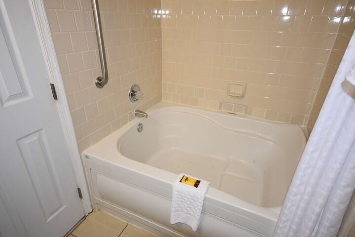 Best Western Plus Governors Inn