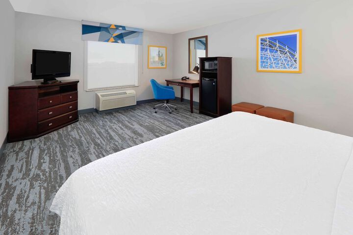 Room 7 of 38