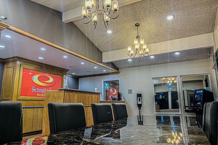 Econo Lodge Inn & Suites Winnemucca