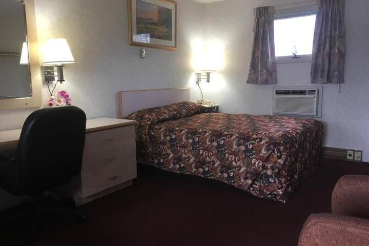 Room 12 of 13