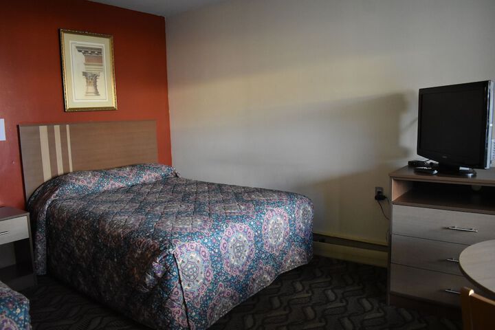 Room 48 of 51