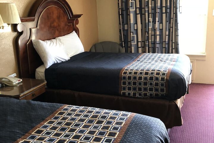 Room 21 of 29