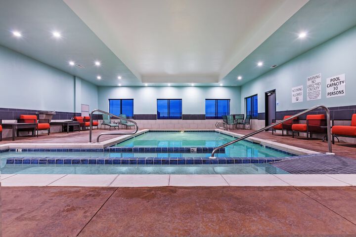Pool 8 of 33