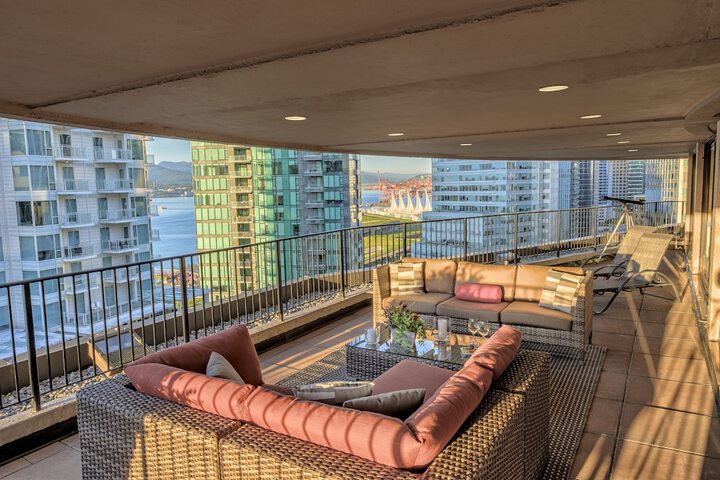 Pinnacle Hotel Harbourfront