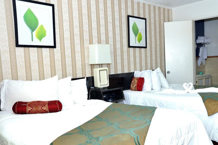 Twi-Lite Inn