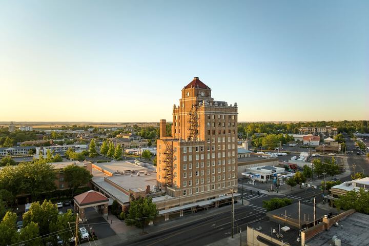The Marcus Whitman Hotel