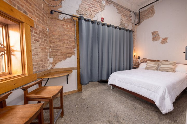 Hartwell Suites