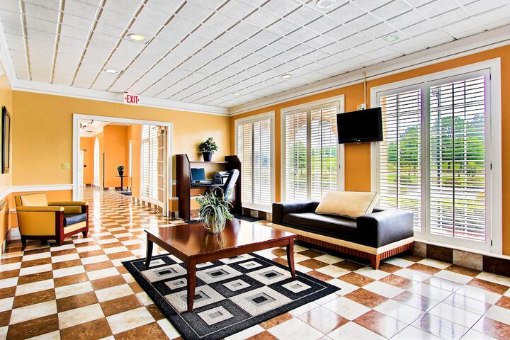 Hotel Interior 18 of 84