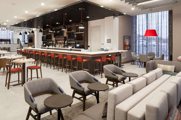 Hilton Garden Inn Madison Downtown