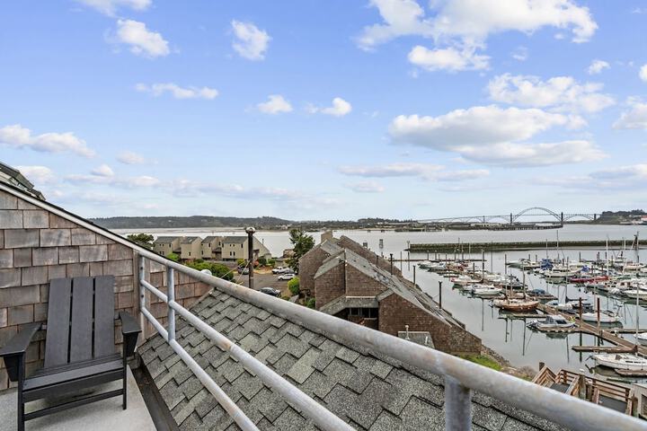 Embarcadero Resort Hotel & Marina