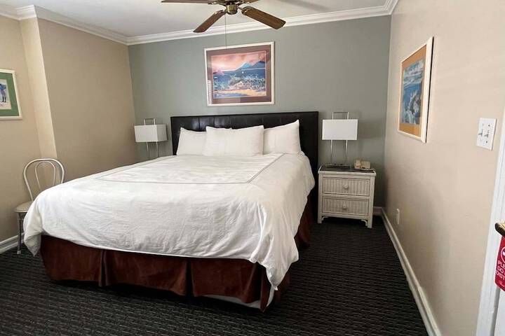 Glenmore Plaza Hotel
