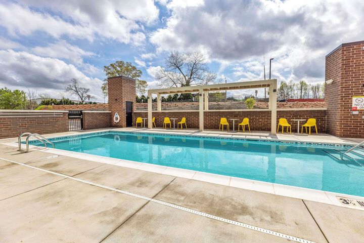 Pool 8 of 83