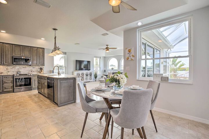 Heated Pool / spa & Dock: Apollo Beach Home on Canal