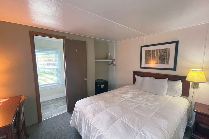 Room 36 of 104