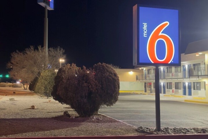 Motel 6 Grants NM