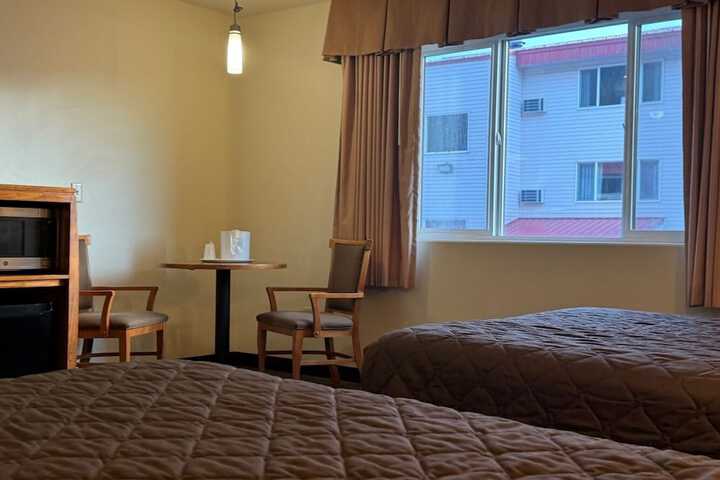 Room 16 of 21