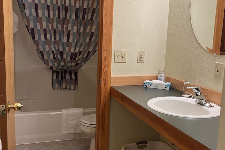 Room 126 of 210
