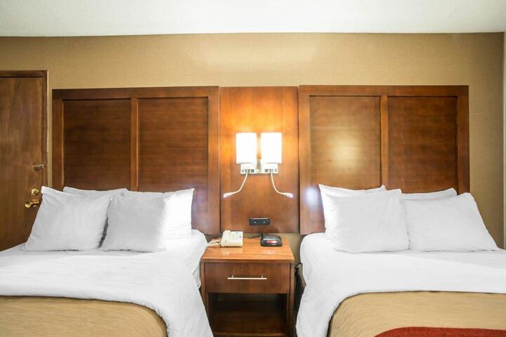 Quality Inn & Suites Boonville - Columbia