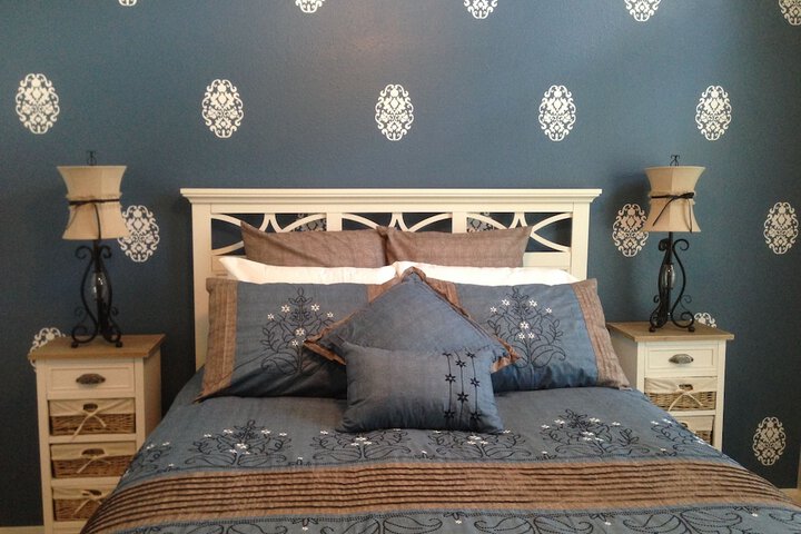 Maple Creek Bed and Breakfast