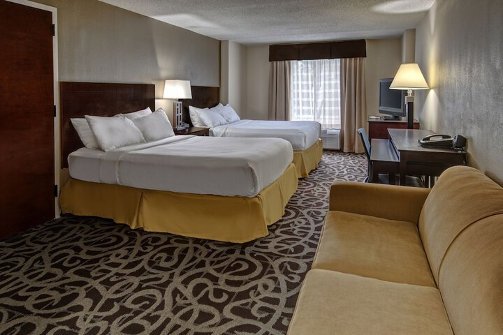 Room 14 of 24