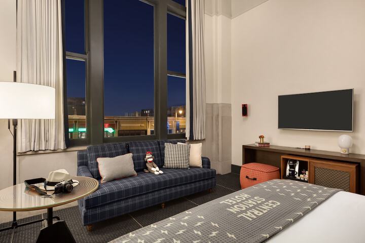 The Central Station Memphis Curio Collection by Hilton