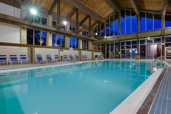 Pool 12 of 69