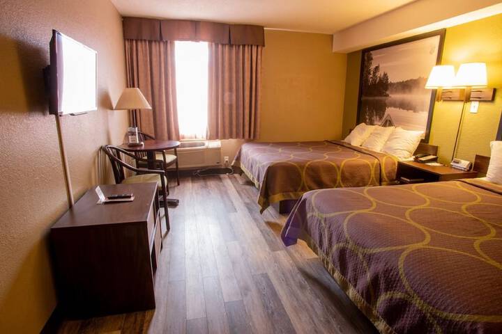 Room 13 of 19