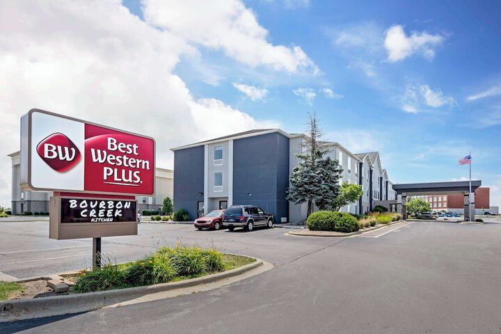 Best Western Plus Bourbonnais Hotel & Suites