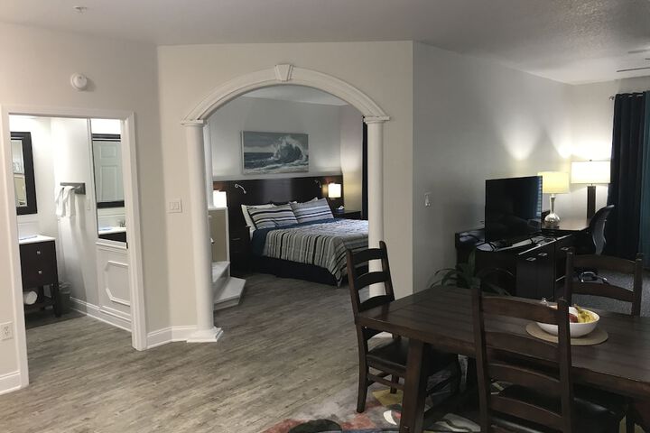 Room 53 of 76