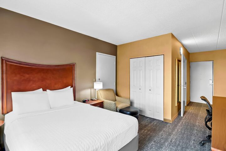 Clarion Inn North Haven - New Haven North